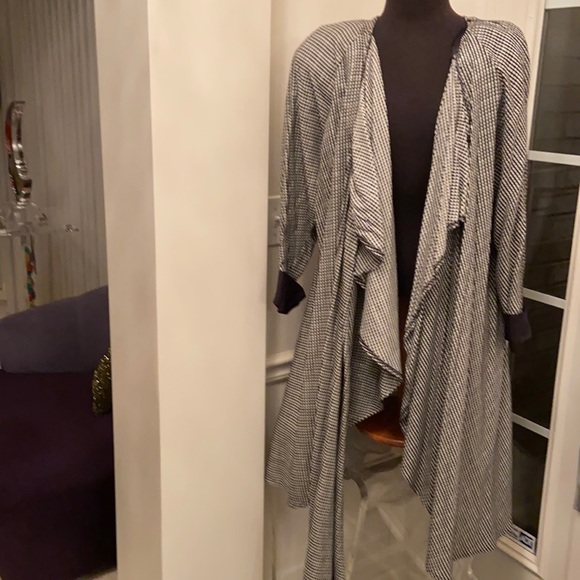 2 In 1 Custom Made Dress/Cape - Picture 5 of 16